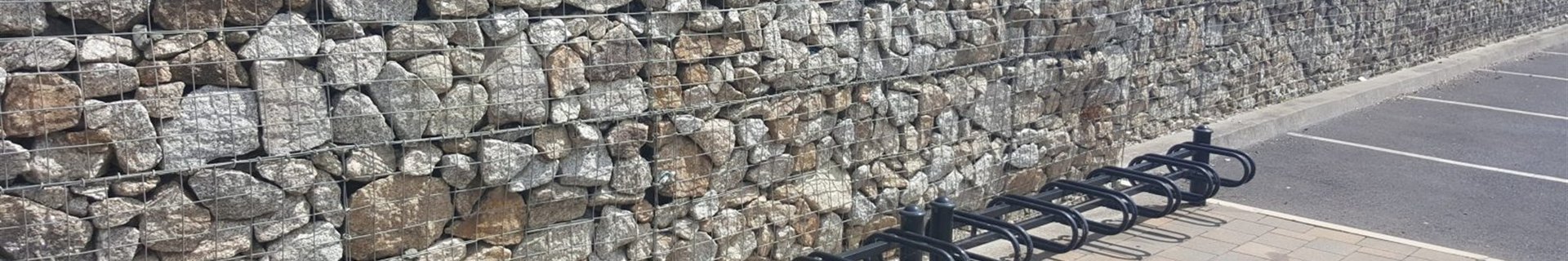 Ecological interlocking welded gabion product with rigid mesh panels